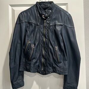 Women’s leather jacket